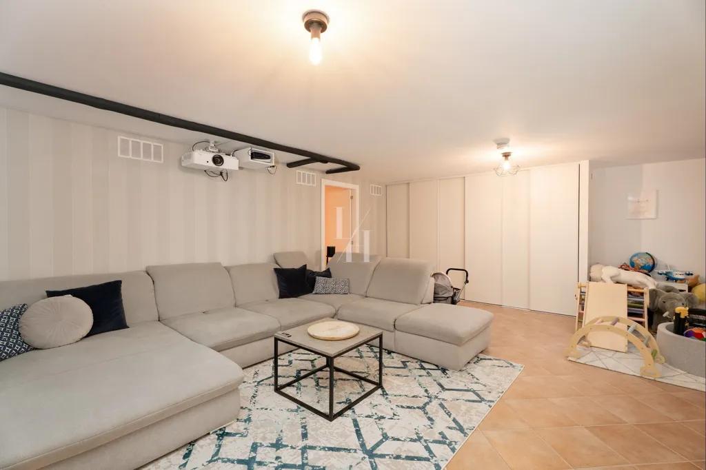 Elutuba - 3+1 Bedroom House with Pool in Vilamoura