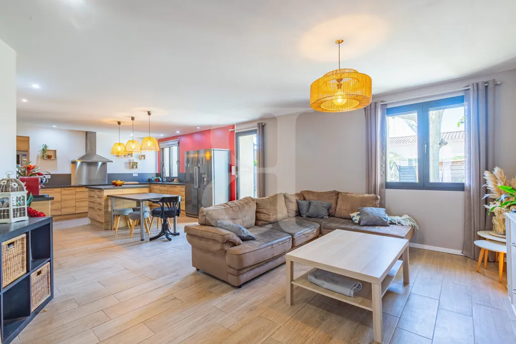 Soggiorno - Charming Townhouse with South-Facing Terrace in Graveson