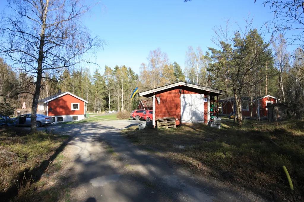 Extérieur - Development Opportunity with Golf Club Proximity in Åkersberga