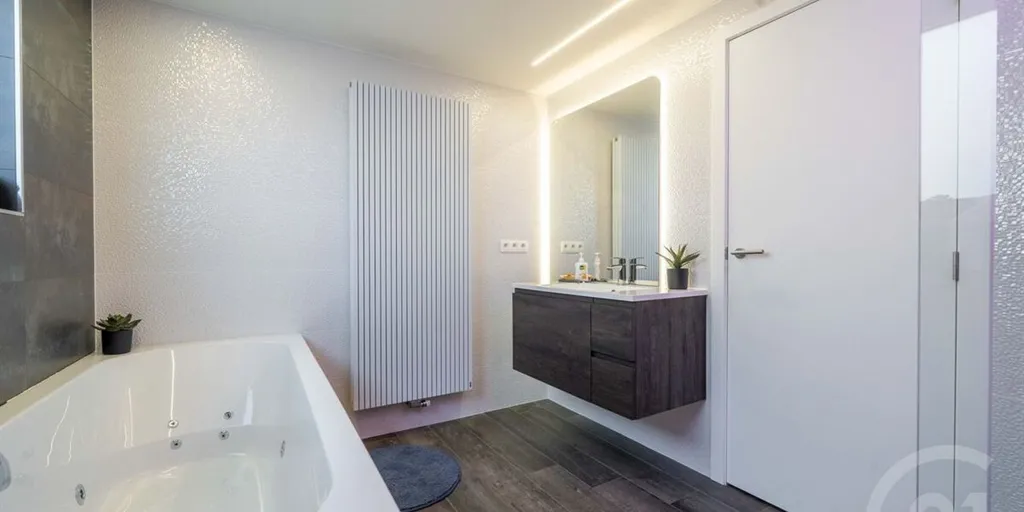 Salles de bain - Maison avec vue sur champs à Betekom