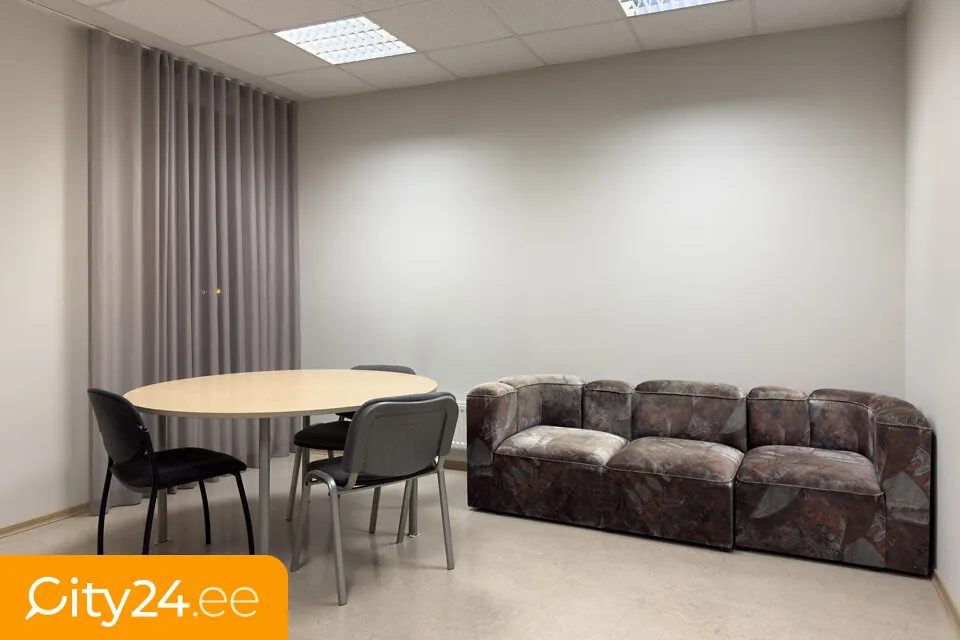 Studio - Top Floor Office in Nõmme, Tallinn