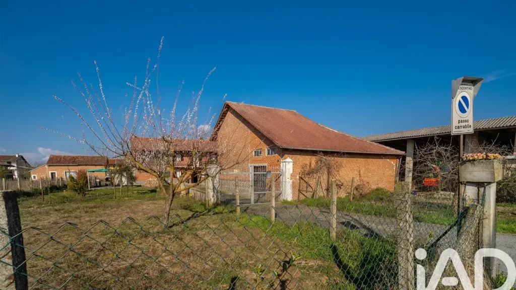Esterno - Villa with Garden in Crescentino