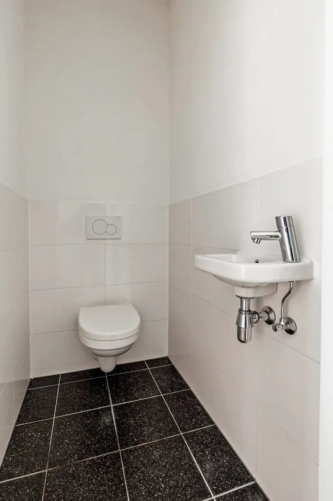 Salles de bain - Apartment with Sunny Terrace in Etten-Leur