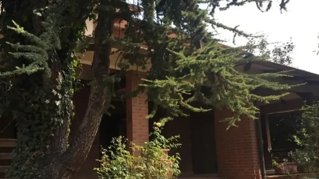 Extérieur - Large Villa on 2500m² Plot in Formigine