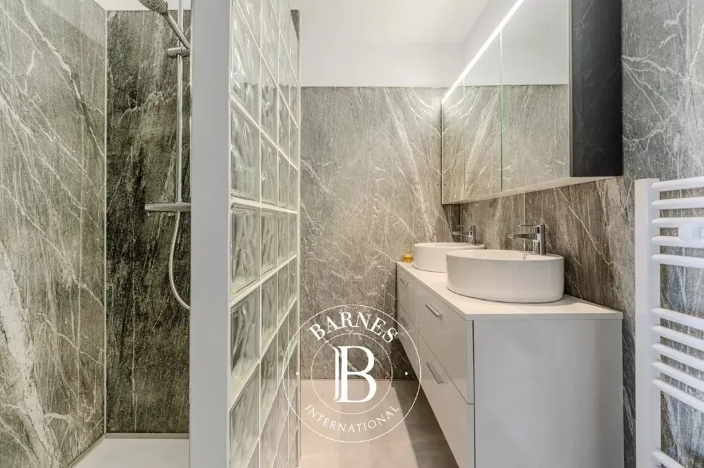Salles de bain - Appartement Luxe avec Terrasse à Aix-en-Provence