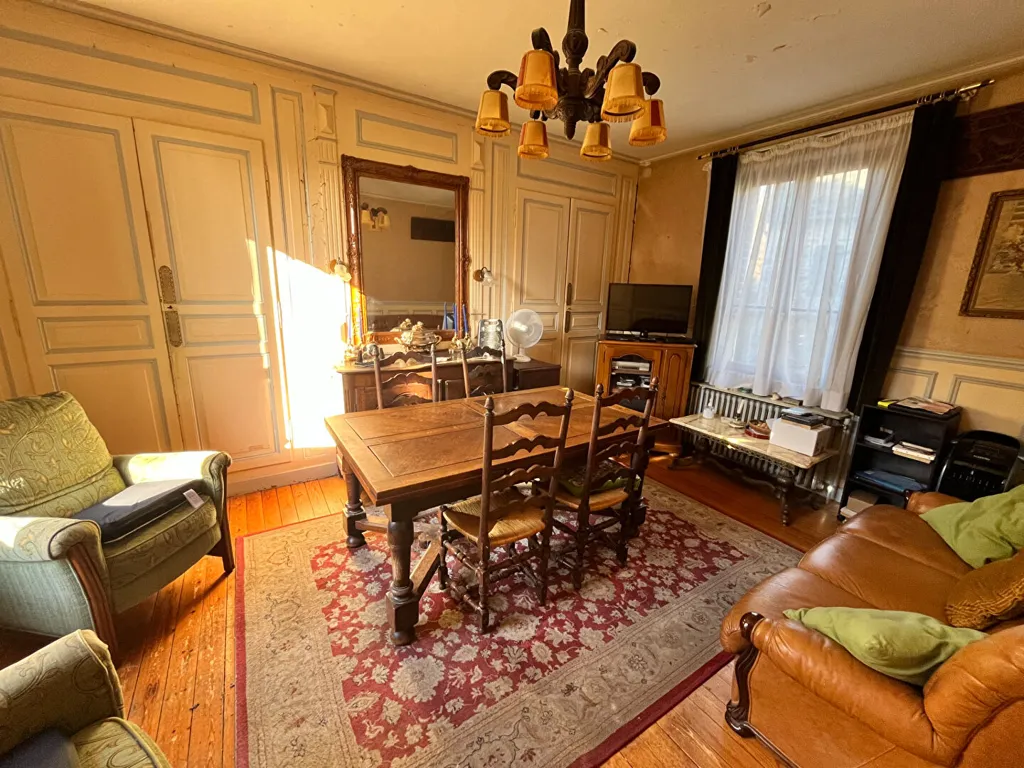 Soggiorno - Characterful Maison de Maître with Views near Songeons