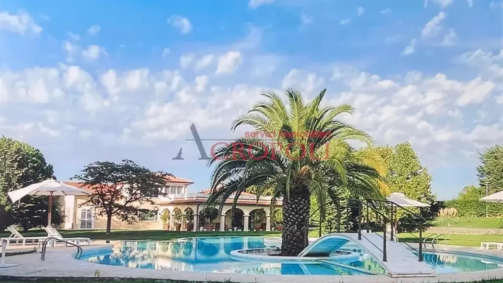 Bassein - Architectural Villa with Spa in Bracciano