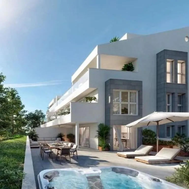 Bassein - Luxury Penthouse with Terrace in Torrequebrada