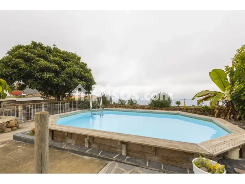 Piscine - Rustic Finca with Ocean Views in Boquín