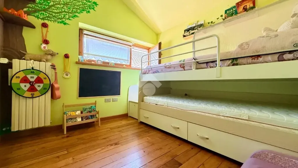 Chambres - 4-Bedroom Apartment with Balcony in Vigasio