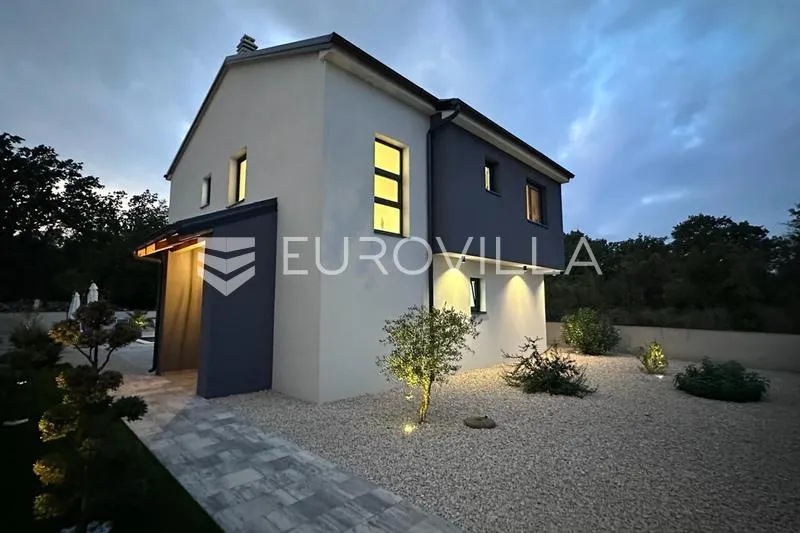 Esterno - Contemporary House with Pool in Dobrinj