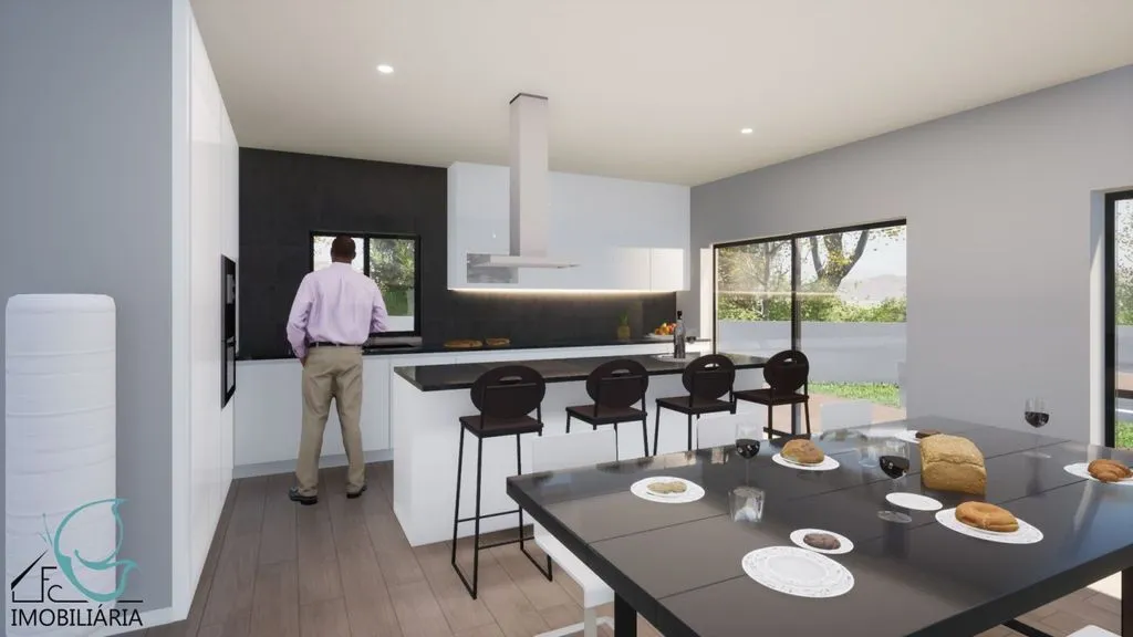 Luxury T5 House with Pool in Setúbal