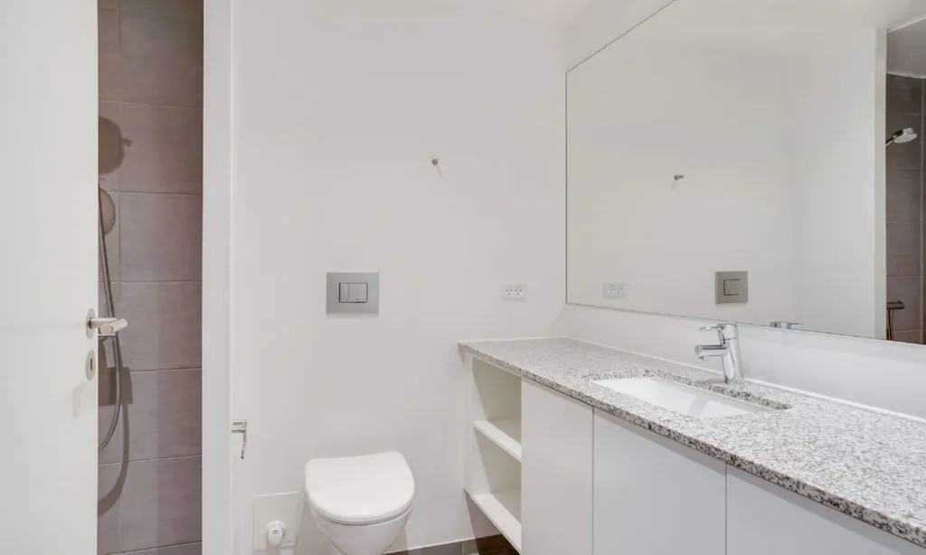 Vannitoad - 2-Bedroom Flat with Terrace in Copenhagen S