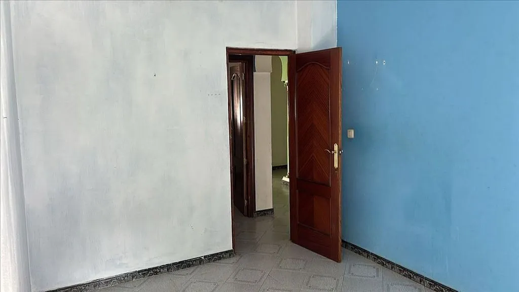 hallway_entrance