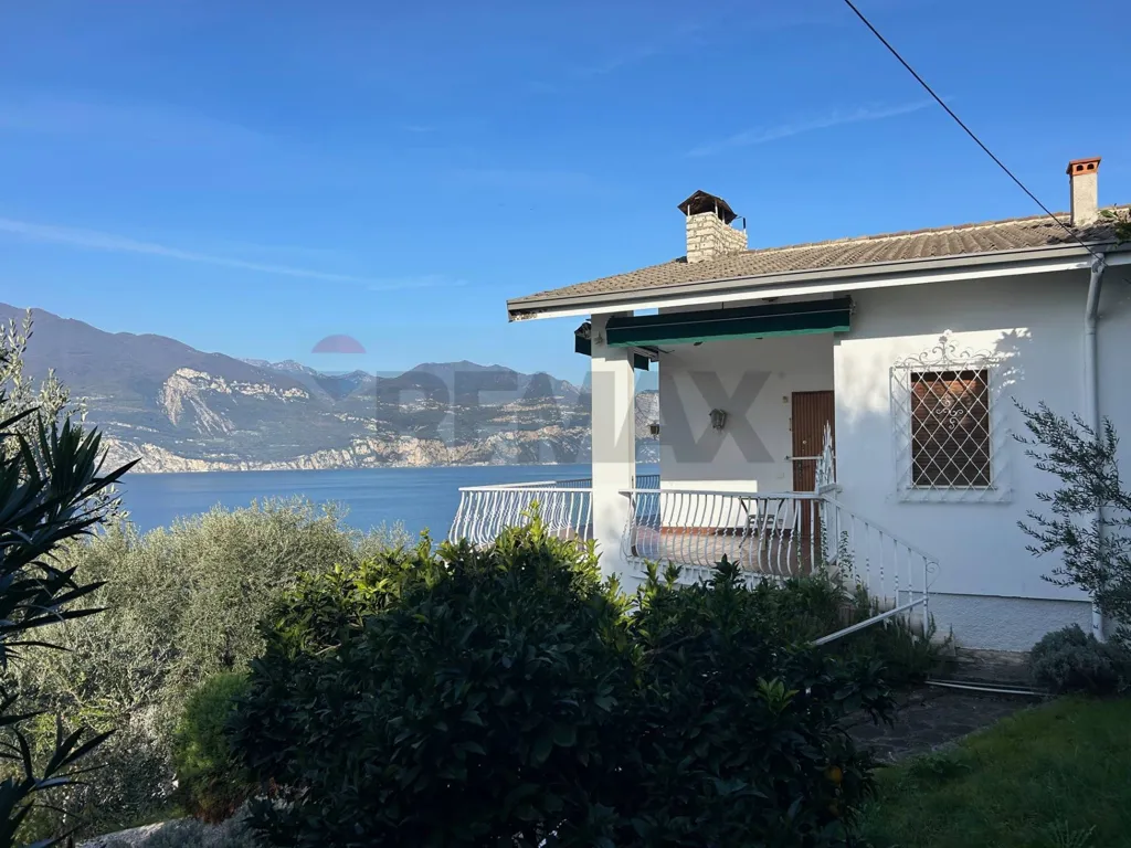 Esterno - Villa with Panoramic Lake View in Brenzone