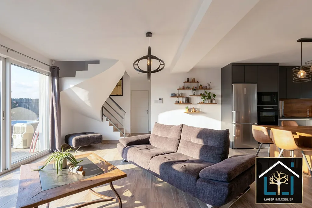 Soggiorno - Recent House with Pool in THIL