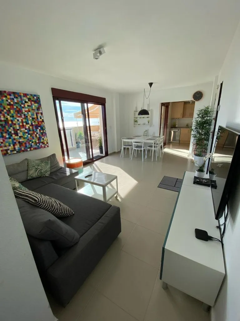 Elutuba - Penthouse with Sea Views in Mojón Hills