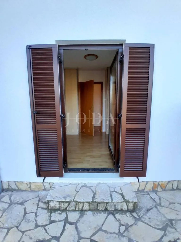 Terrasse - Ground Floor Apartment with Sea View in Baška