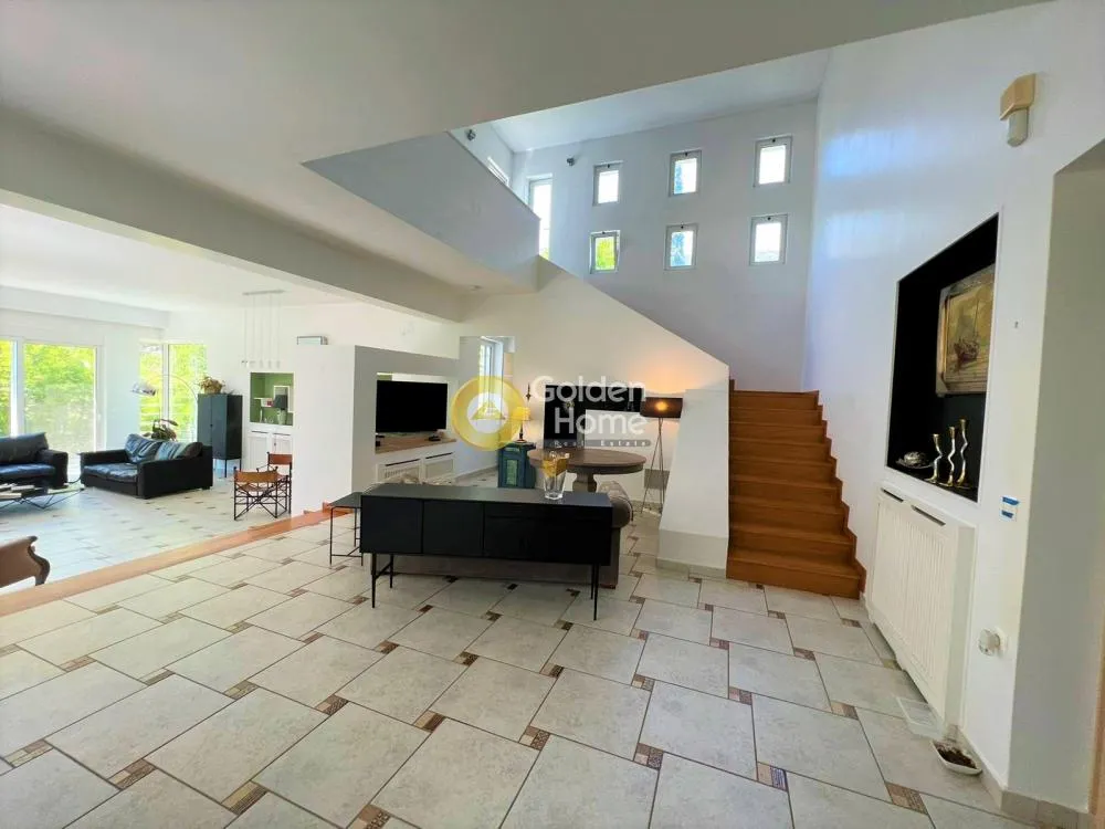 2-toaline maja asukohas GR