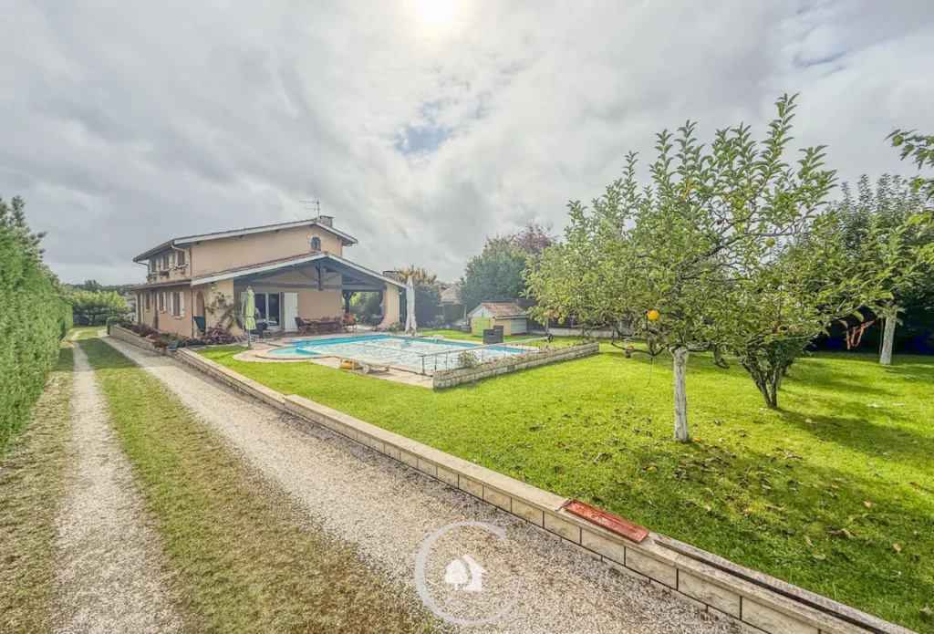 Piscine - Maison Landaise avec Piscine et Garage XXL à Germignan