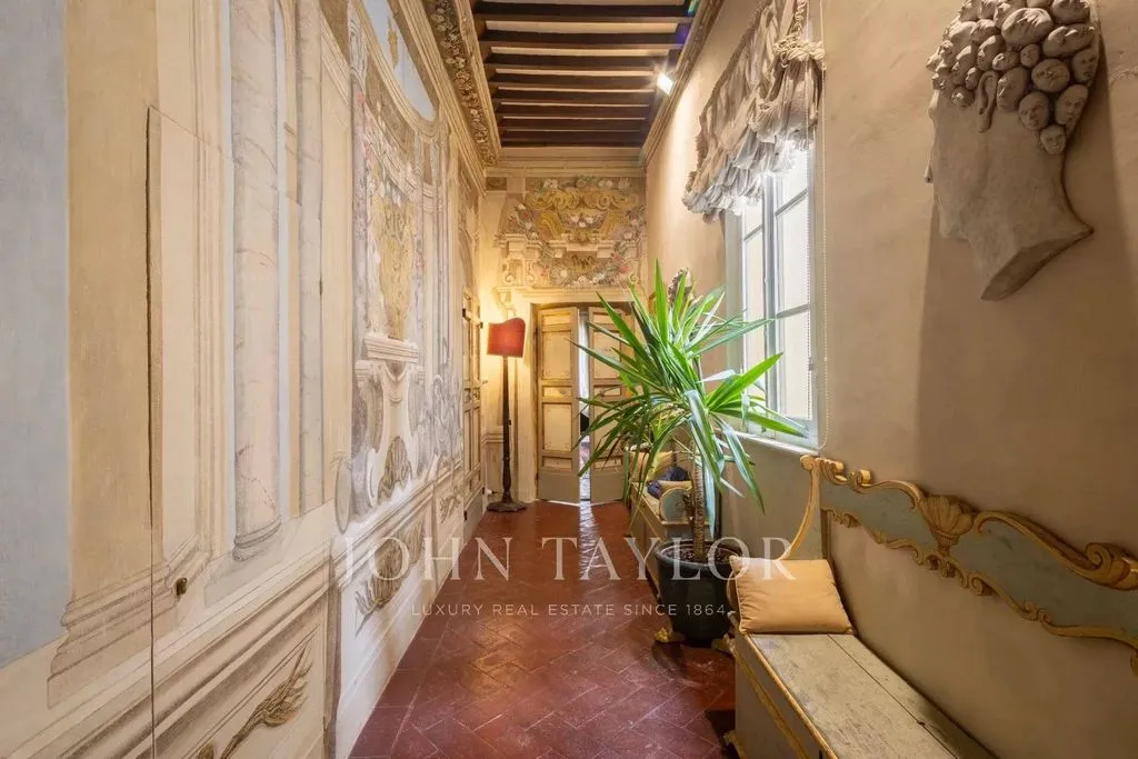 Ingresso - Luxury Apartment with Renaissance Features in Cortona