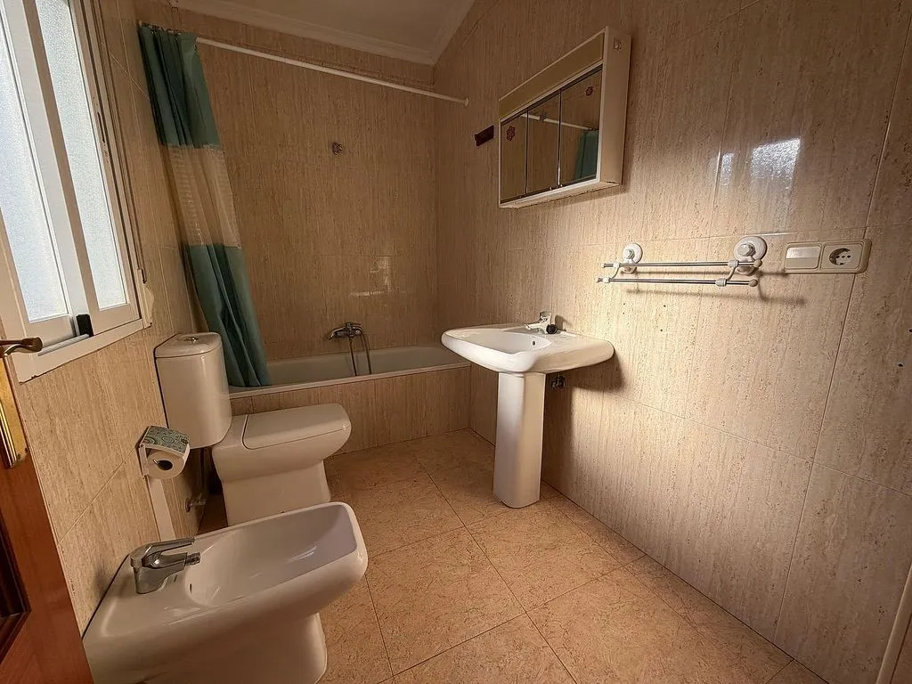 Vannitoad - Apartment with Private Terrace in Torredonjimeno