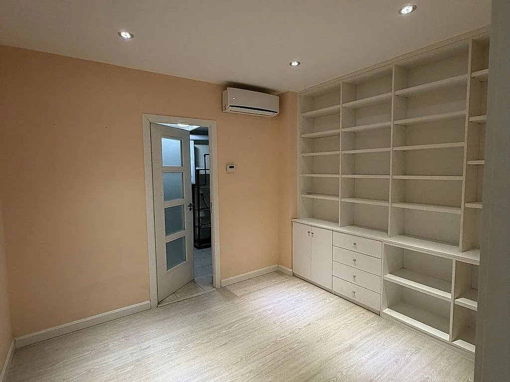 Toad - Apartment with Terrace in Eixample, Barcelona