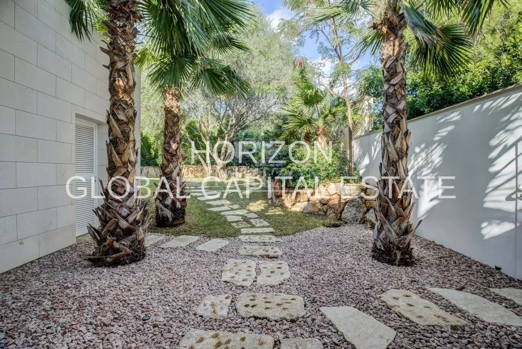 Aed - Luxury Villa with Sea View in Bendinat