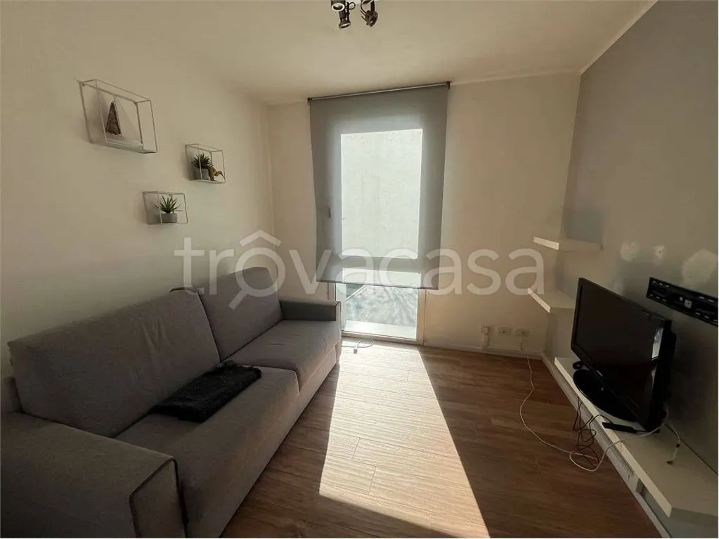 Elutuba - Efficient Flat with Lift in Sassuolo