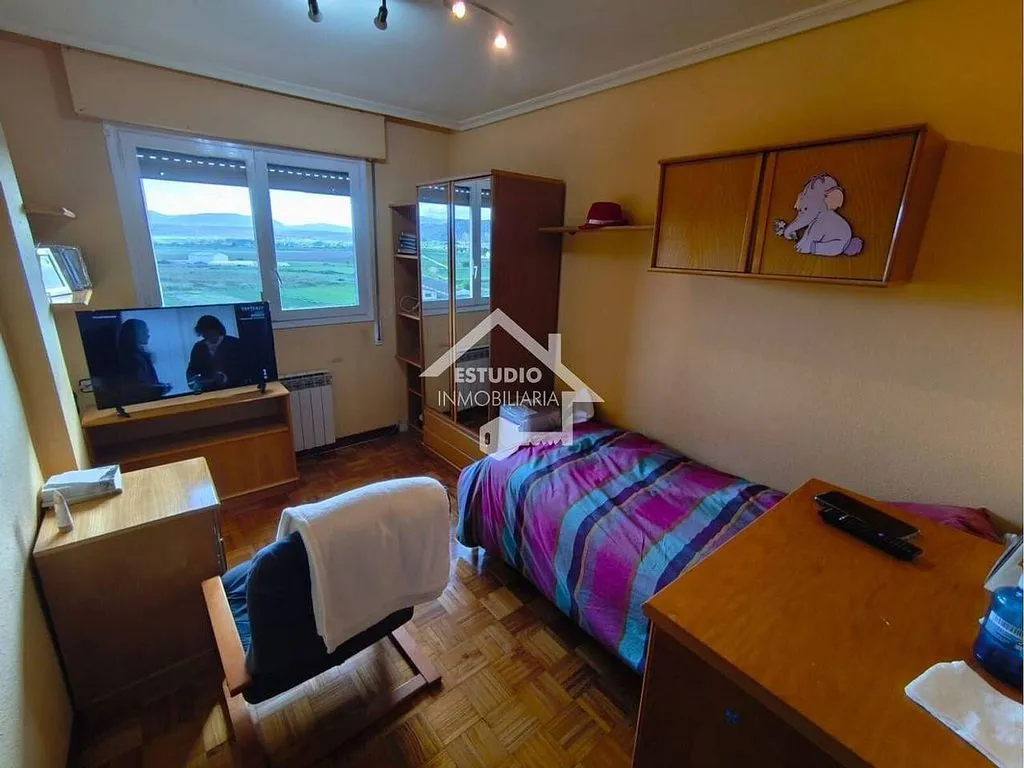 Chambres - House with Terrace and Garage in Mendavia