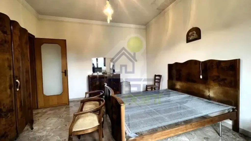Magamistoad - Villa with Ground Floor Apartment in Asola