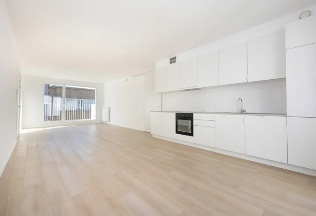 Apartment in Berchem-Sainte-Agathe