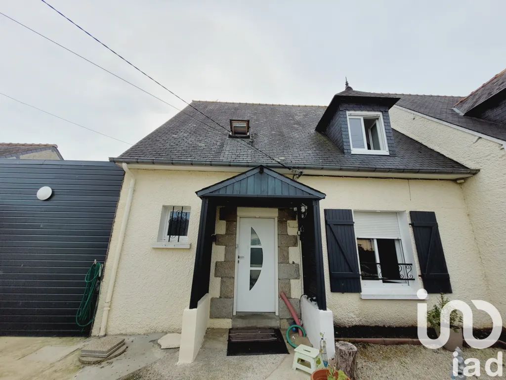 Exterior - Renovated Villa with Two Terraces in Plerguer