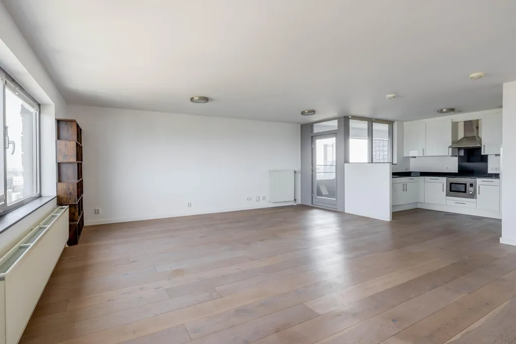 Soggiorno - Modern Apartment with City View in Rotterdam
