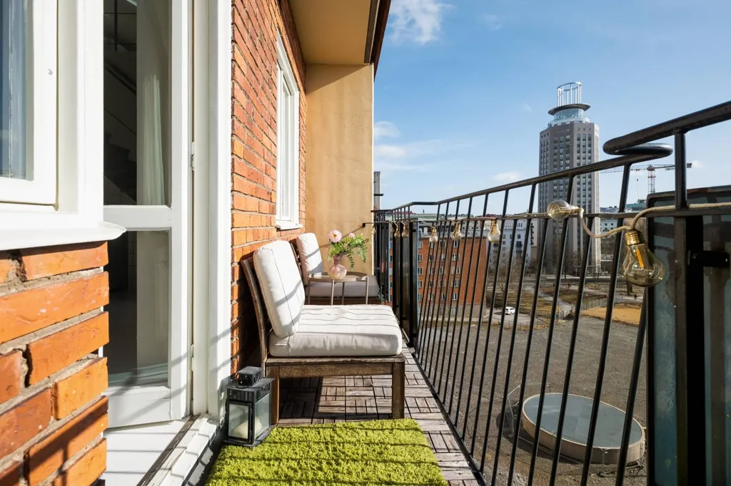 Balcone - Loft Apartment with South Balcony in Södermalm