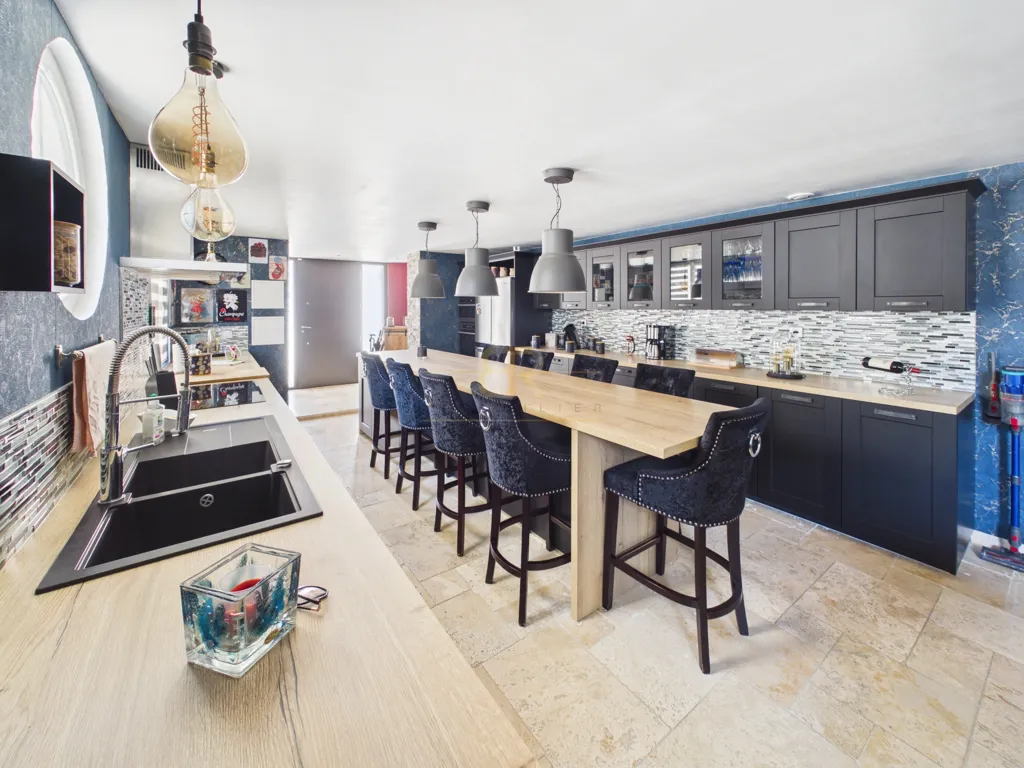 Cuisine - Maison avec Terrasse et Jardin à Reims