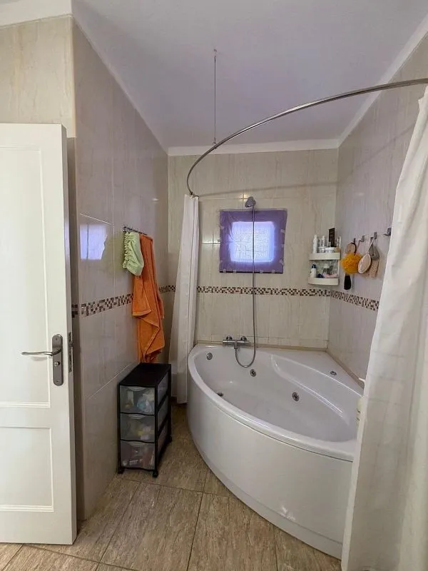 Vannitoad - Chalet with Sea View in Radazul