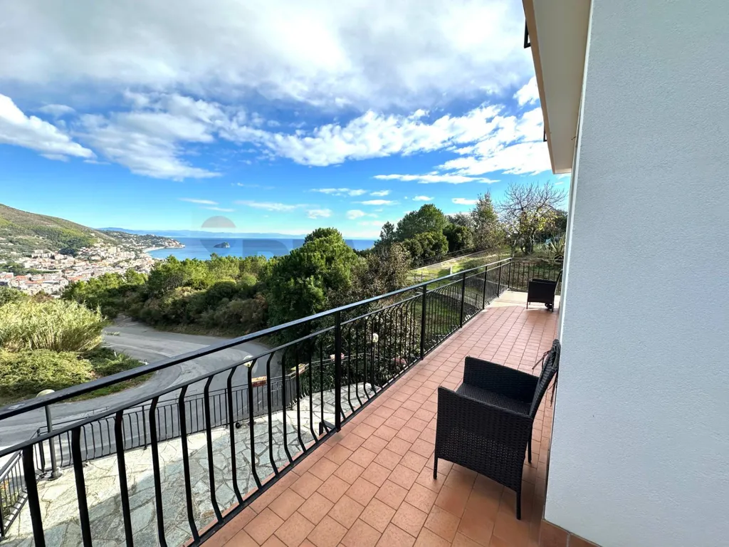 Rõdu - Panoramic Apartment with Sea View in Noli