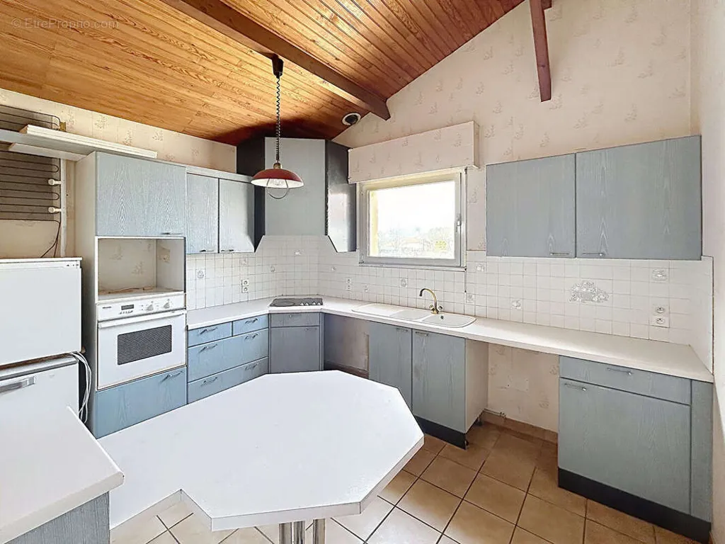 Cuisine - Ensemble Immobilier avec Local Commercial à Pessac