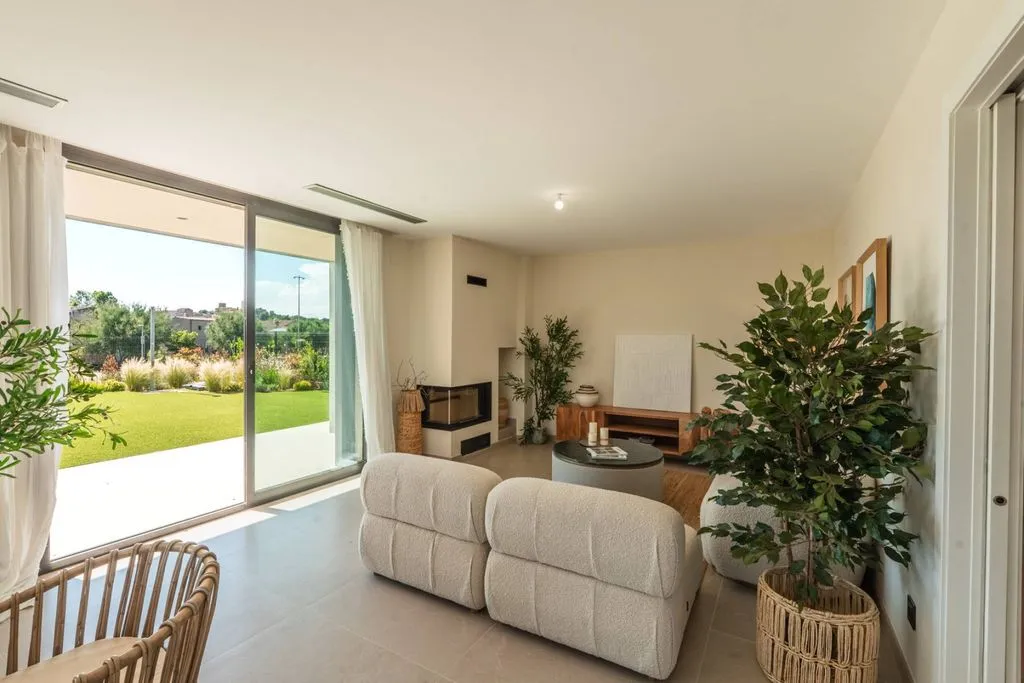 Living Room - Avant-garde Detached House with Pool in Pals