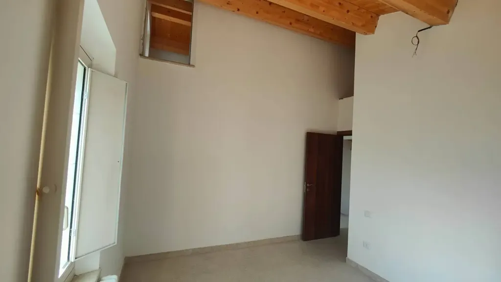 Pièces - Rustic House with Garden in Castignano