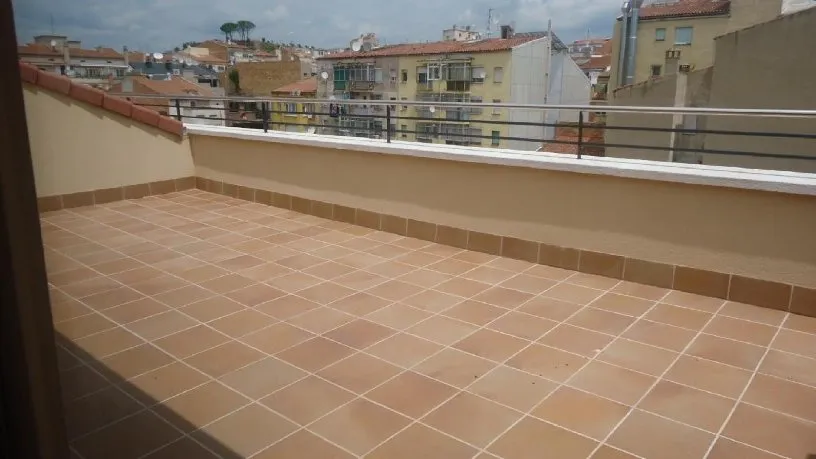 Rõdu - Storage Unit with Easy Access in Manresa