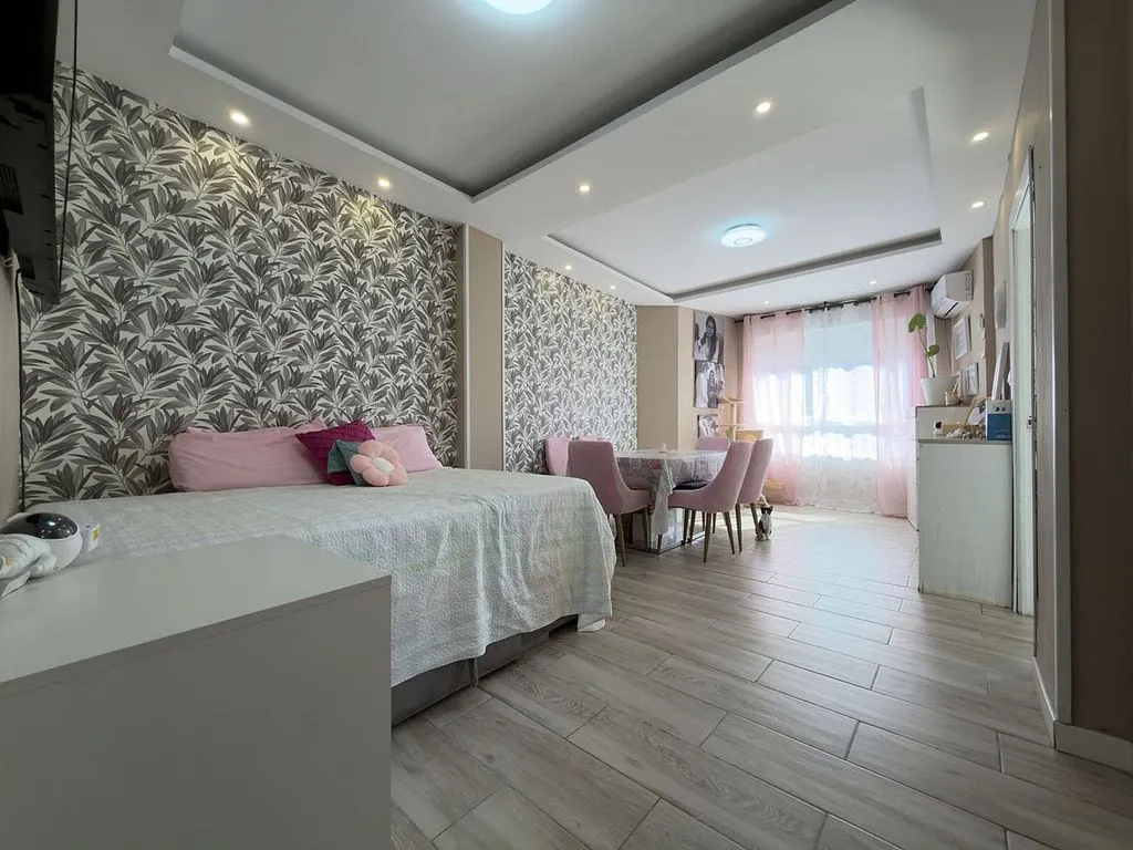 Chambres - Flat with Balcony and Terrace in El Pilar