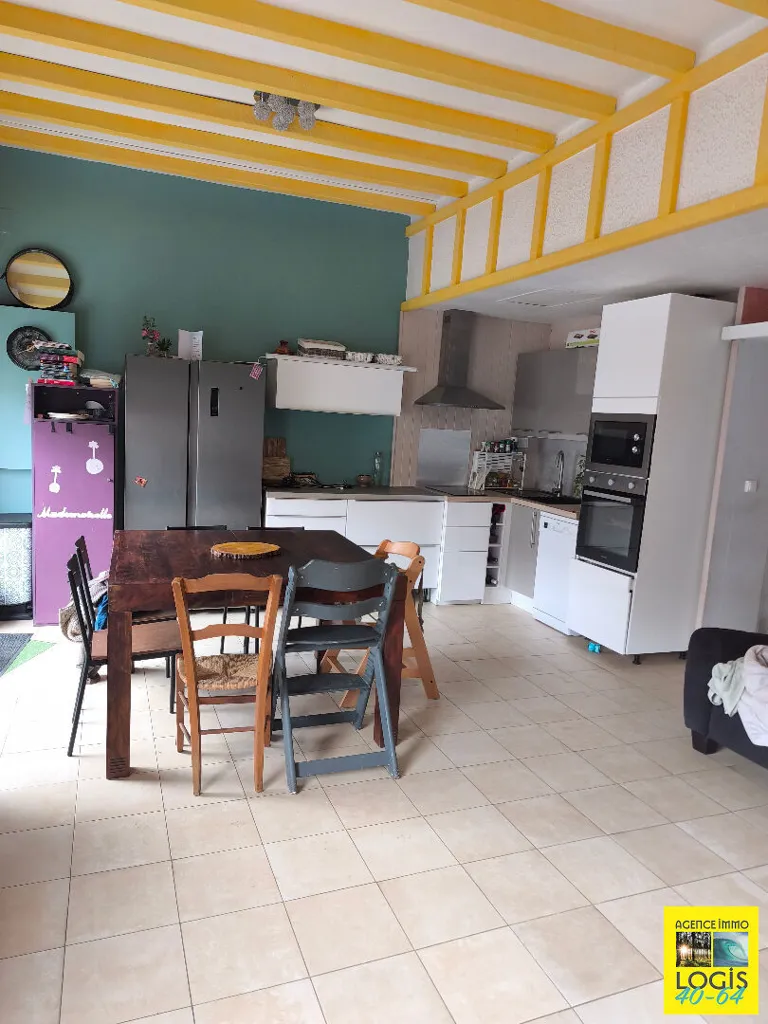 Salle à manger - Maison Rénovée avec Jardin à Puyoo