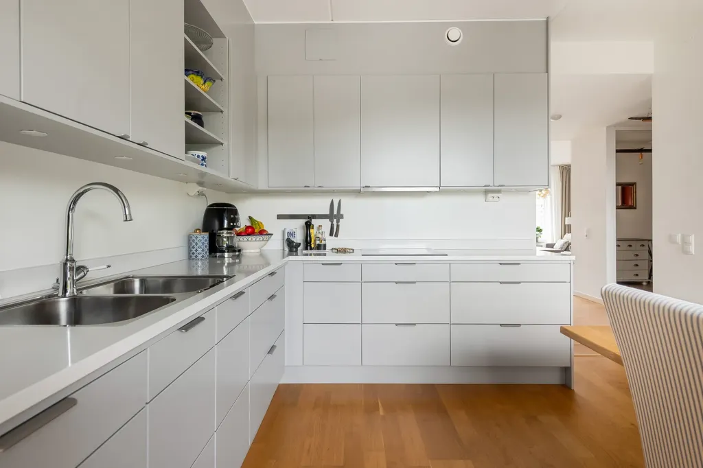 3-toaline korter asukohas Bromma