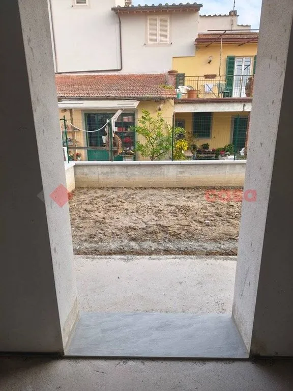 Aed - Luxury Flat with Private Garden in Campi Bisenzio