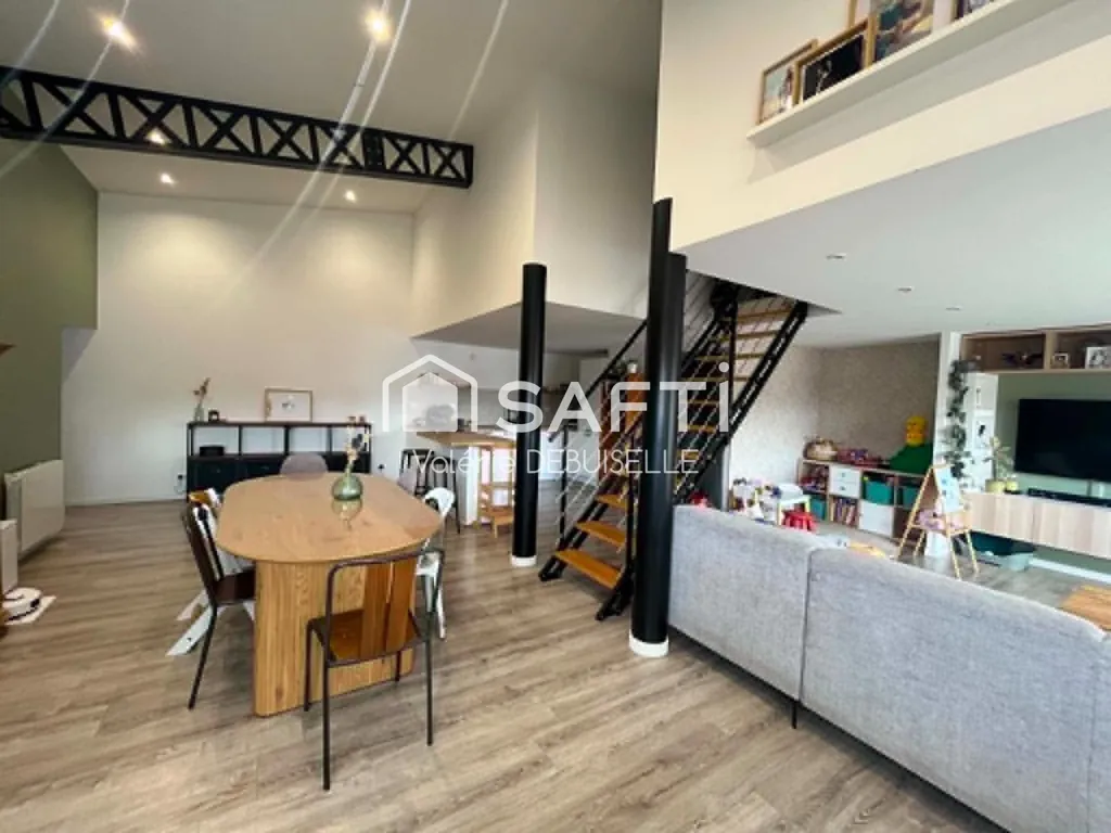 Living Room - Loft with Industrial Style in Annequin