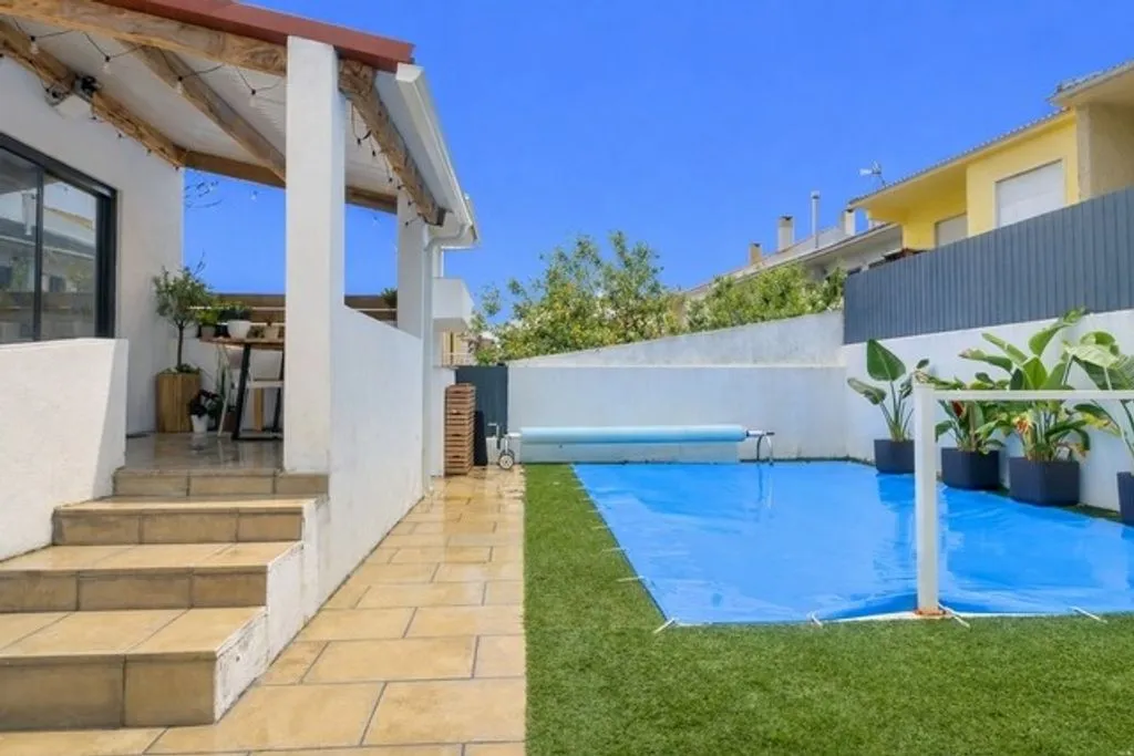 Bassein - Fully Renovated Villa with Pool in Amora