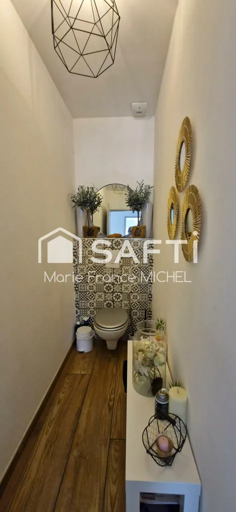 Bathrooms - Family House with Pool in Mazan