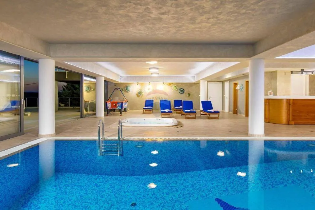 Bassein - Wellness Villa with Panoramic Views in Hreljin